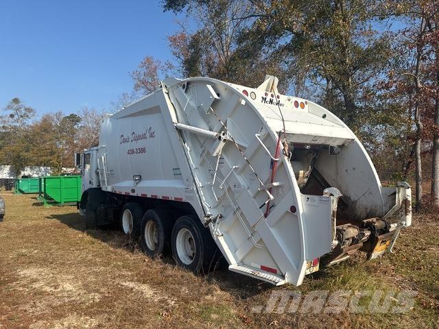 Mack MR688S Atkritumu izvešanas transports