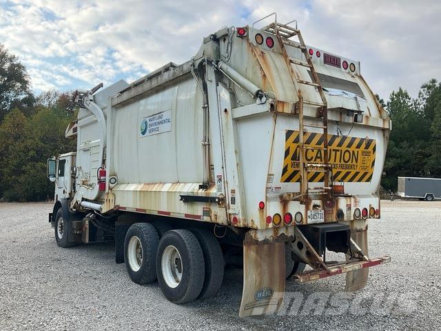 Mack MRU613 Atkritumu izvešanas transports