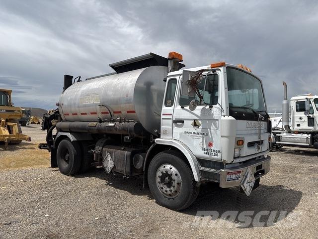 Mack MS Betonvedēji