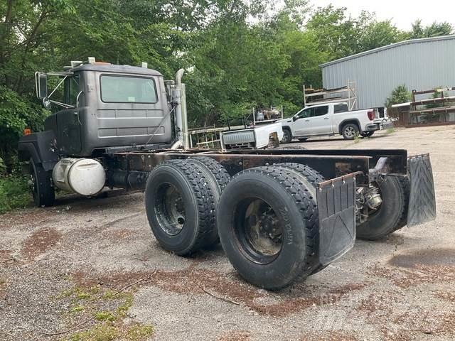 Mack RD688S Kabīnes un interjers