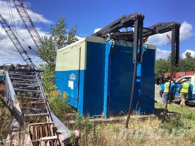 Manitowoc 3900 Kāpurķēžu ceļamkrāni