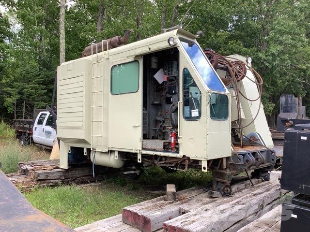 Manitowoc 3900 Kāpurķēžu ceļamkrāni