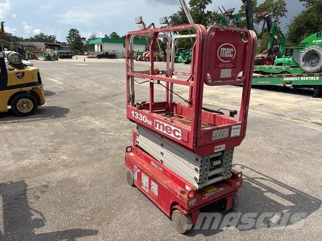 MEC 1330SE Šķerveida pacēlāji