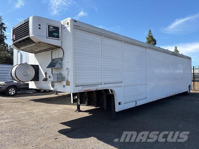 Mickey  Dzērienu pārvadāšanas piekabes