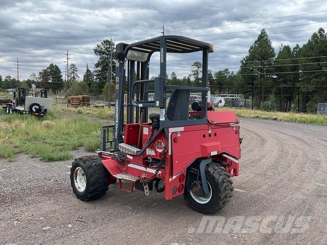 Moffett M5500 Kravas mašīnām piestiprināmie pacēlāji