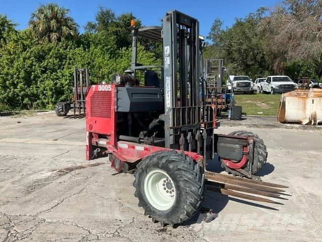 Moffett M5500 Kravas mašīnām piestiprināmie pacēlāji
