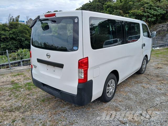 Nissan Caravan Mikroautobusi
