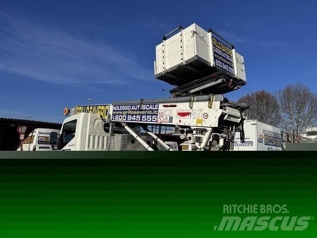 Nissan NT400 Pacēlāji uz automašīnas bāzes