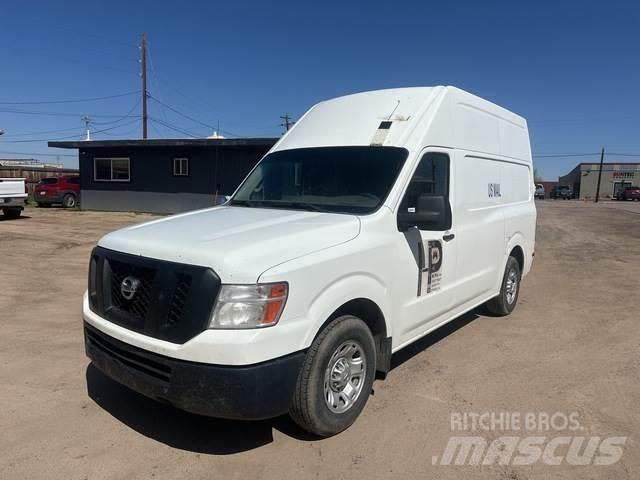 Nissan NV Preču pārvadāšanas furgoni