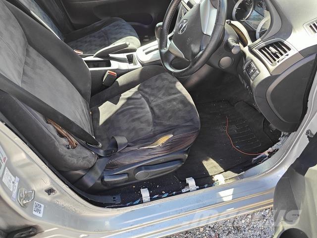 Nissan SYLPHY Automašīnas