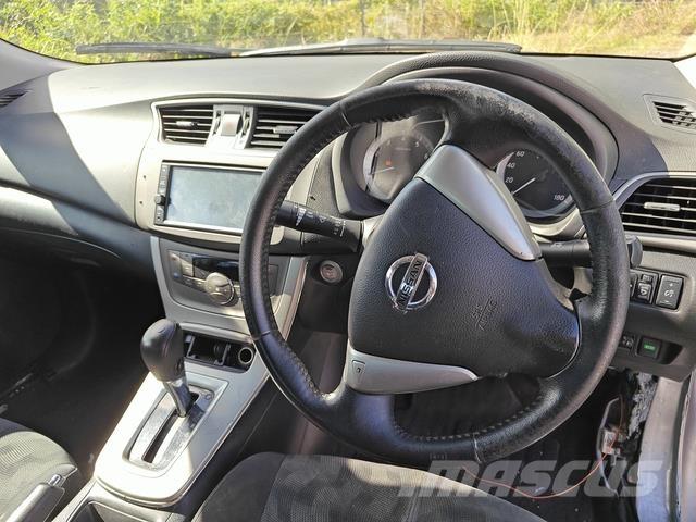 Nissan SYLPHY Automašīnas