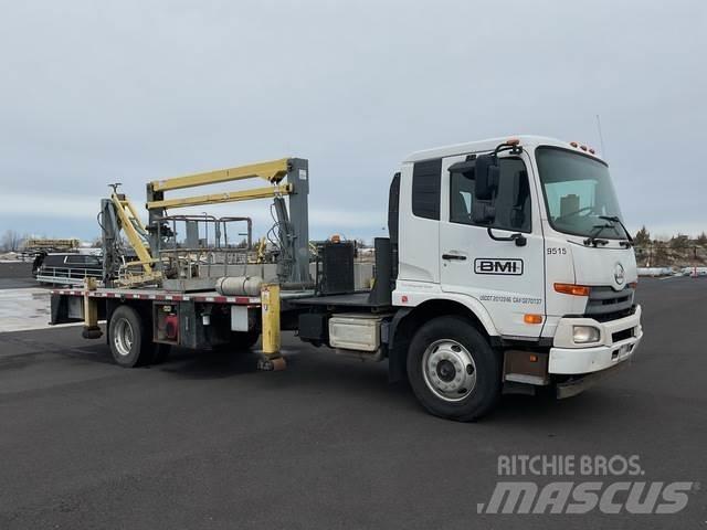 Nissan UD3300 Būvniecība- Citi