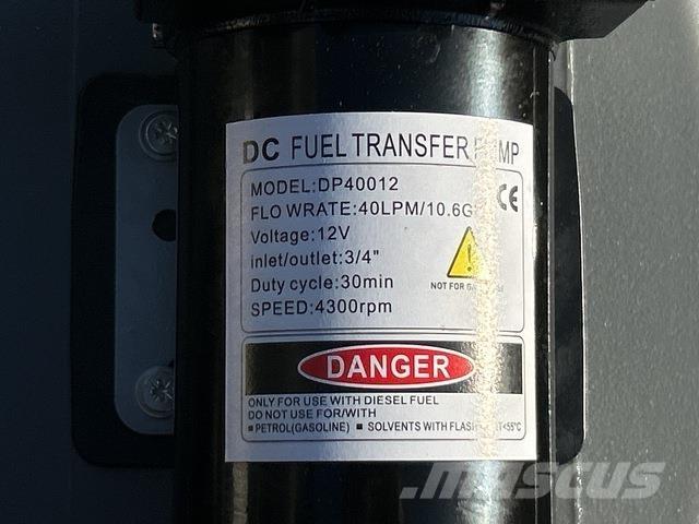  Olsen DD200 Degvielas un piedevu tvertnes