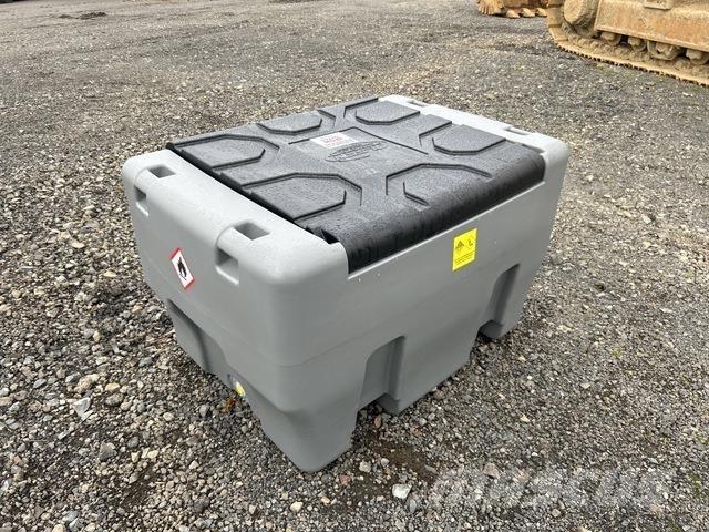  Olsen DD330 Degvielas un piedevu tvertnes
