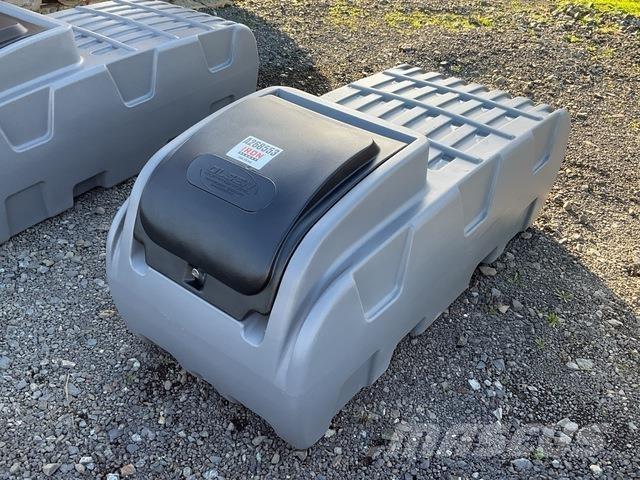  Olsen DD500 Degvielas un piedevu tvertnes