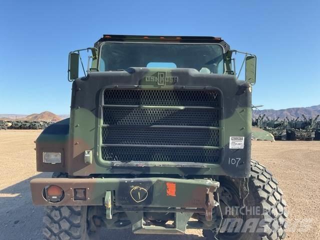 Oshkosh  Furgons