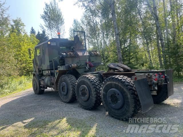 Oshkosh M1070 Vilcēji
