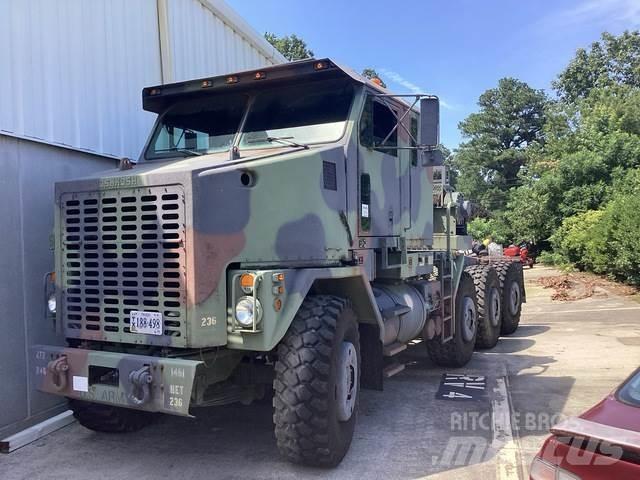 Oshkosh M1070 Vilcēji