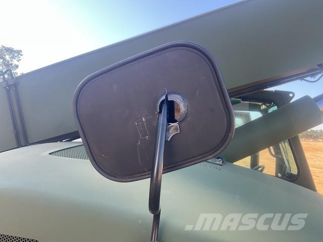 Oshkosh MMV 3 Teleskopiskie manipulatori