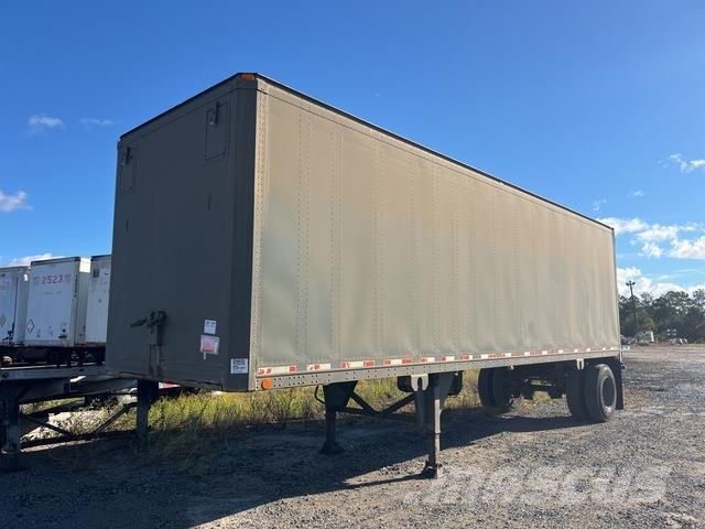 Oshkosh V1301 Furgons