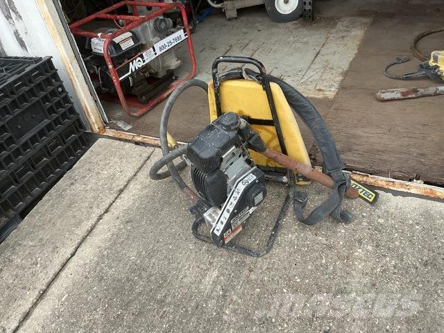 Oztec BP-50A Betona maisītājs