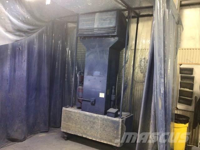  Paint Booth Ar spiedienu mazgātāju tvertnes