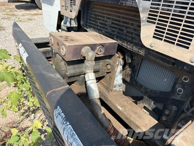 Peterbilt 320 Atkritumu izvešanas transports