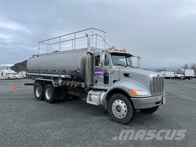 Peterbilt 335 Autocisterna