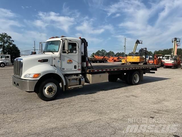 Peterbilt 337 Evakuators ar manipulatoru
