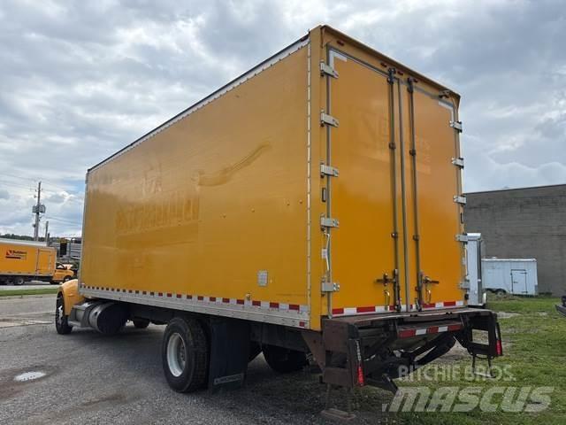 Peterbilt 337 Furgons