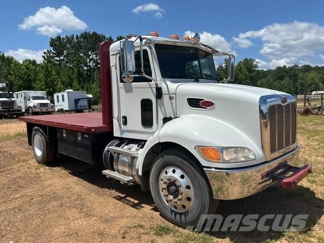 Peterbilt 337 Platformas/izkraušana no sāniem