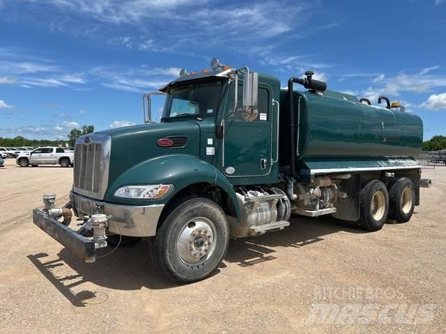 Peterbilt 348 Ūdens mašīnas
