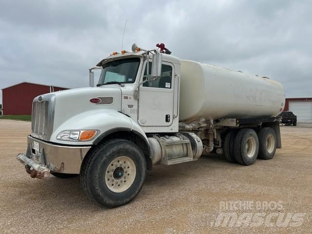 Peterbilt 348 Ūdens mašīnas