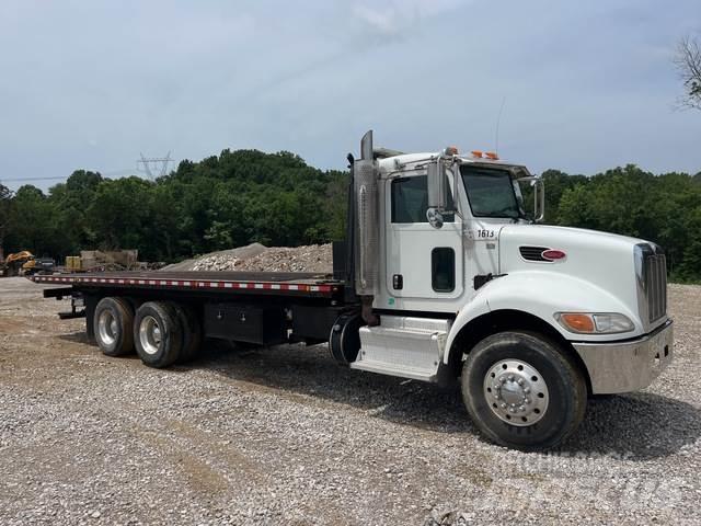 Peterbilt 348 Evakuators ar manipulatoru