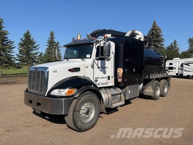 Peterbilt 348 Kāpurķēžu ekskavatori