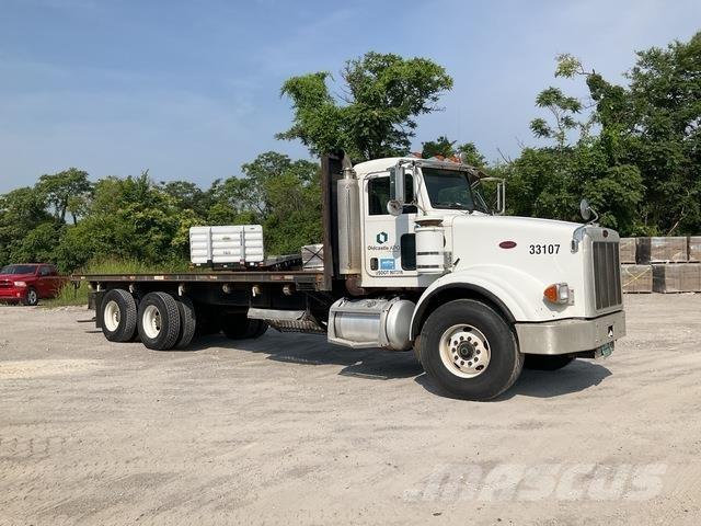 Peterbilt 357 Platformas/izkraušana no sāniem