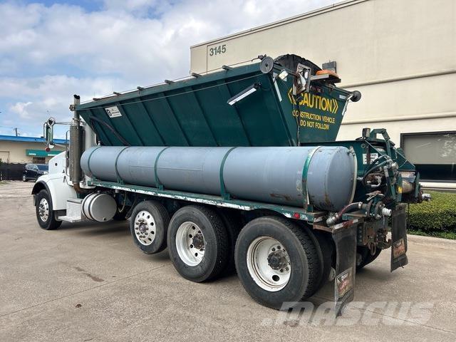 Peterbilt 357 Betonvedēji