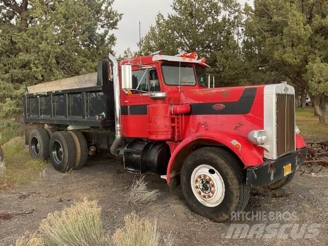 Peterbilt 358M Pašizgāzējs