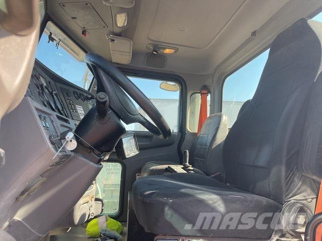 Peterbilt 365 Citi