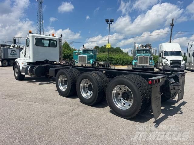 Peterbilt 365 Kabīnes un interjers
