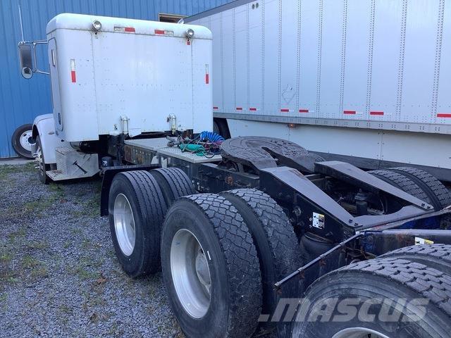 Peterbilt 365 Vilcēji