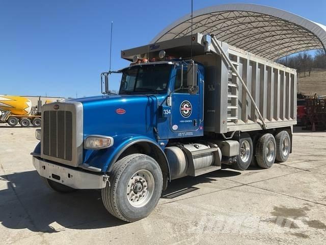 Peterbilt 367 Pašizgāzējs
