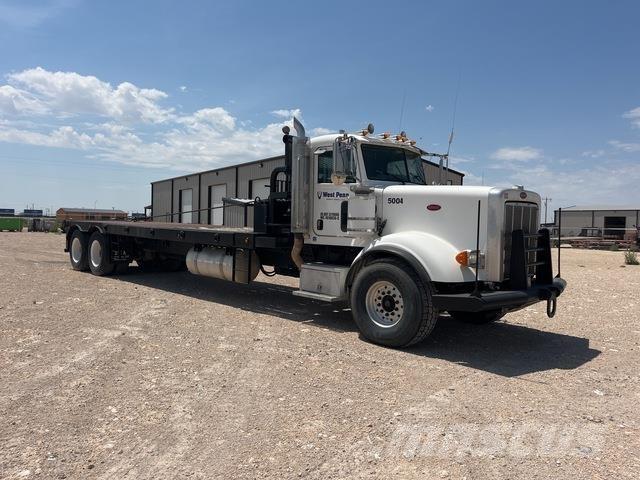 Peterbilt 367 Platformas/izkraušana no sāniem