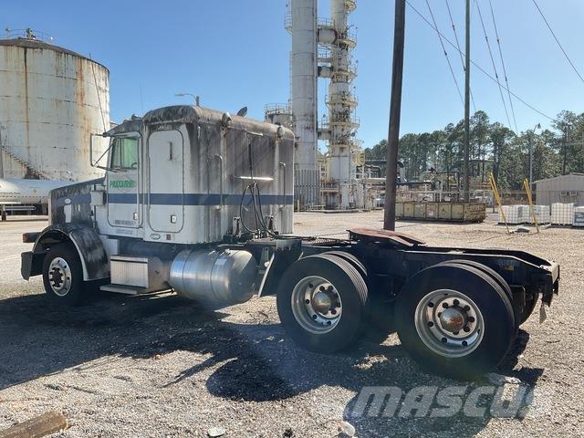 Peterbilt 372 Vilcēji