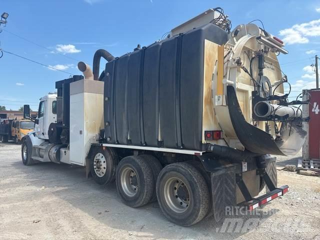 Peterbilt 377 Kāpurķēžu ekskavatori