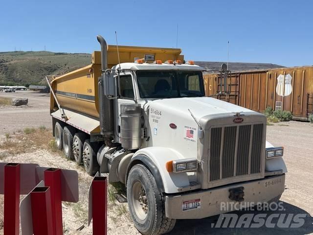 Peterbilt 378 Pašizgāzējs
