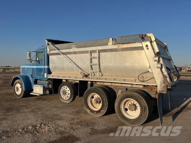 Peterbilt 378 Pašizgāzējs
