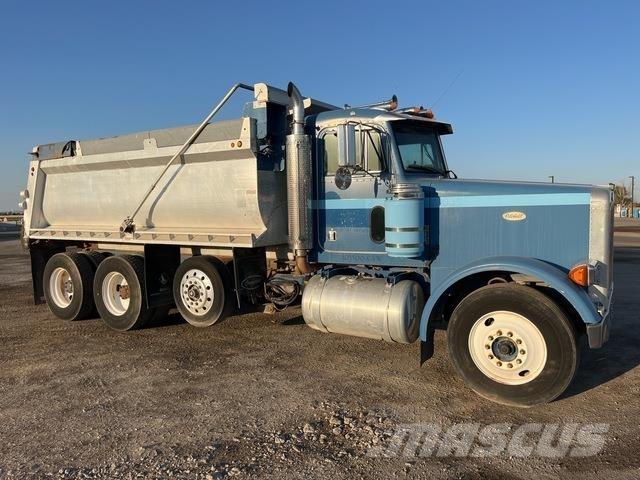 Peterbilt 378 Pašizgāzējs