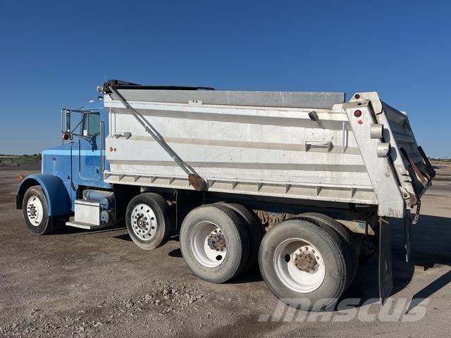 Peterbilt 378 Pašizgāzējs