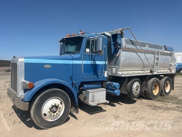 Peterbilt 378 Pašizgāzējs